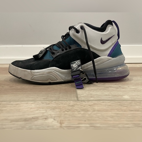 Nike Air Force 270 Carnivore. Downsizing my closet. - Picture 4 of 5